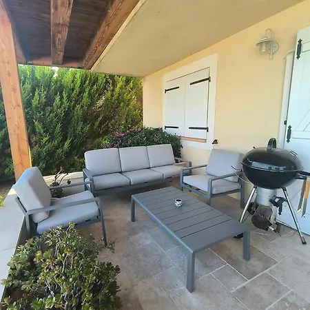 Apartment Bas De Chez Marta